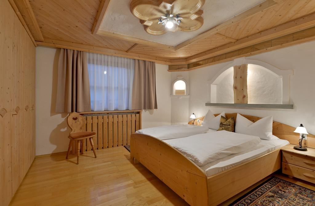 Haus Sonnenschein Apartment Hart im Zillertal Bilik gambar