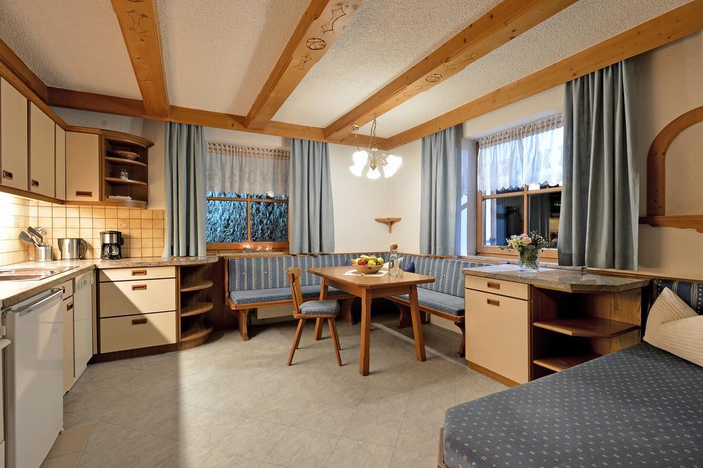 Haus Sonnenschein Apartment Hart im Zillertal Bilik gambar